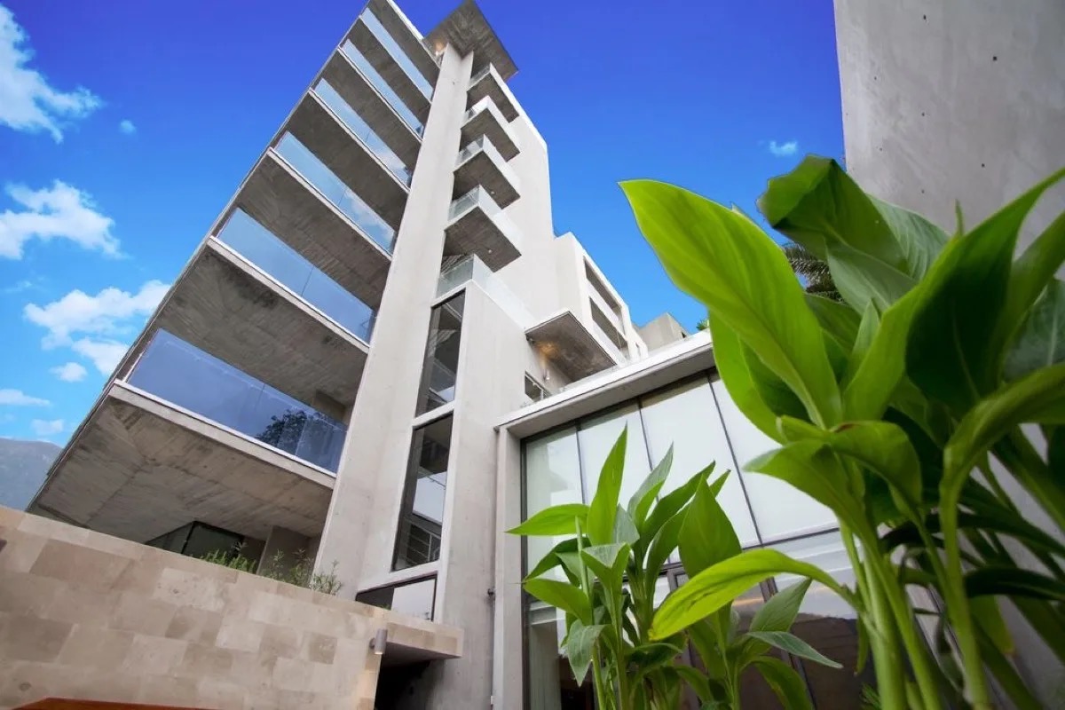 Torre Nubo